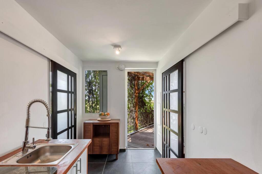 T3 Lumineux Avec Vue Exceptionnelle Et Piscine Oasis De Nature Et Serenite Petit-Canal Exterior photo